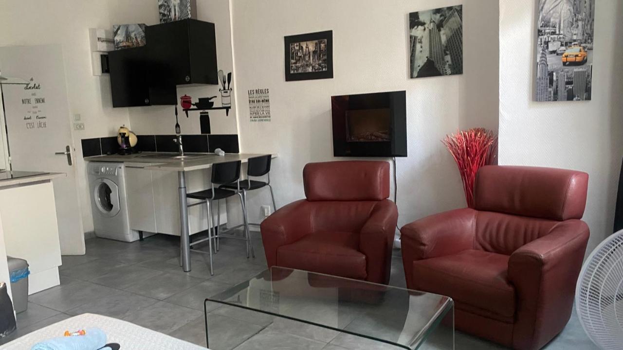 Le Suffren, Ventile ,Wifi, A 100 M De La Plage Τουλόν Εξωτερικό φωτογραφία
