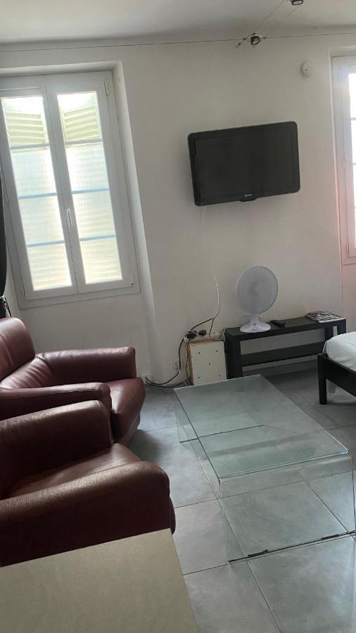 Le Suffren, Ventile ,Wifi, A 100 M De La Plage Τουλόν Εξωτερικό φωτογραφία